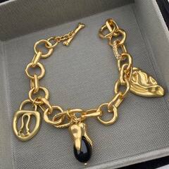 braslet-cep-schiapalerri-s-podveskami-iz-latuni-v-pozolote-lux