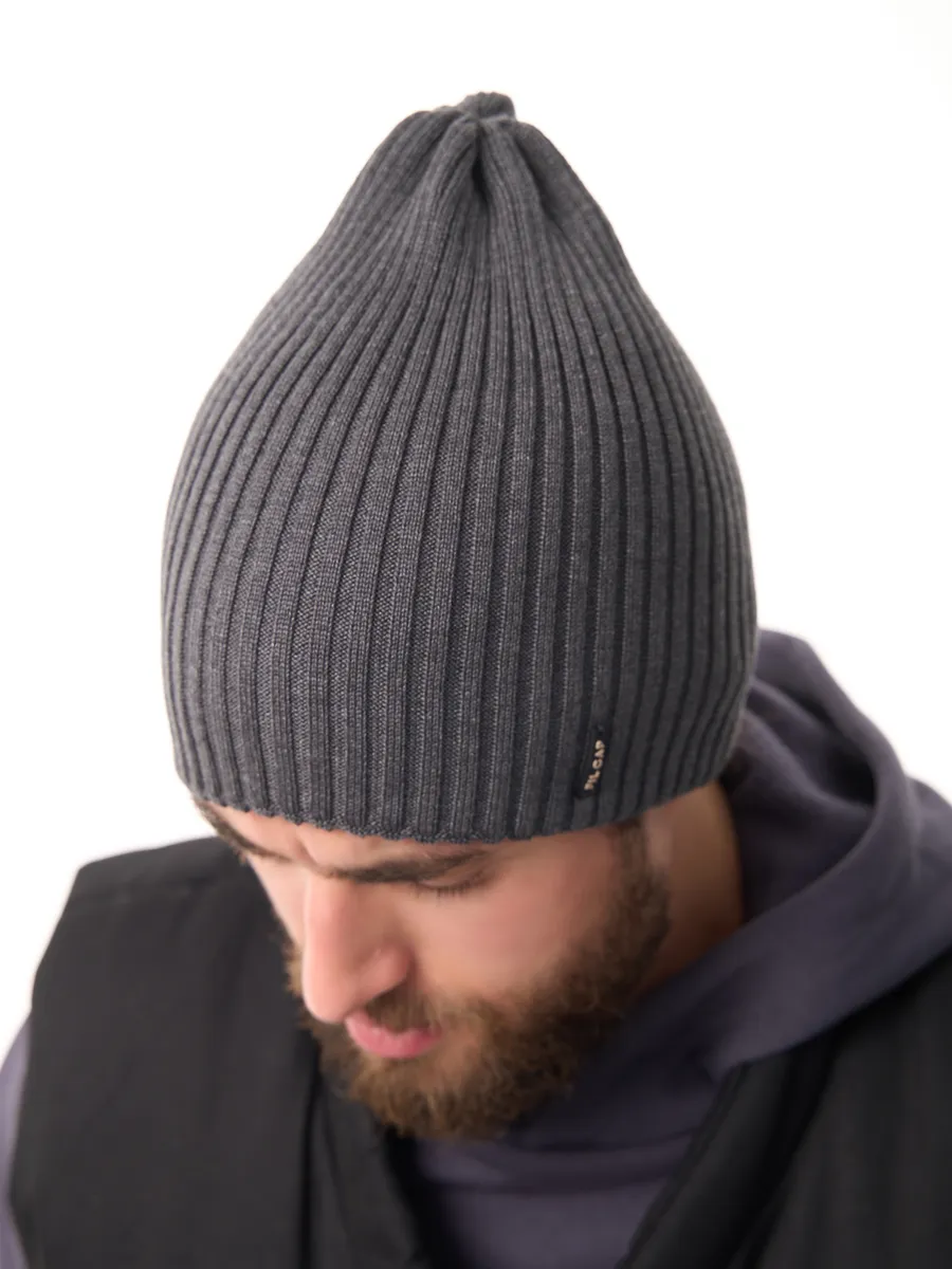 Шапка осенняя бини вязаная зима