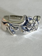 Котенок (кольцо из серебра)