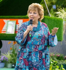 The wind from the fields