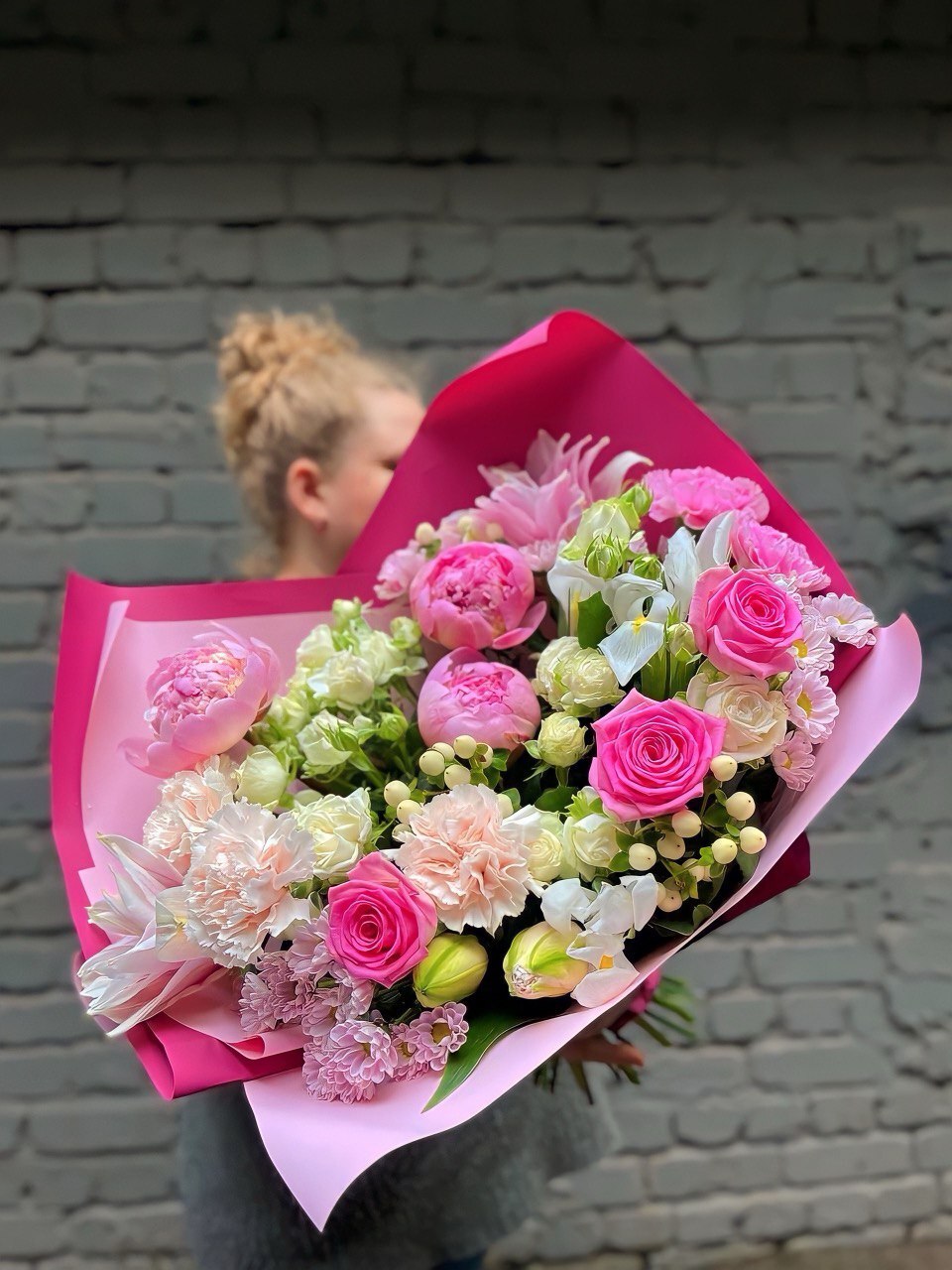 Барби – букет из розовых роз – купить в Белокурихе с доставкой
