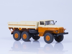 URAL-377 flatbed Autoexport orange-beige 1:43 AutoHistory