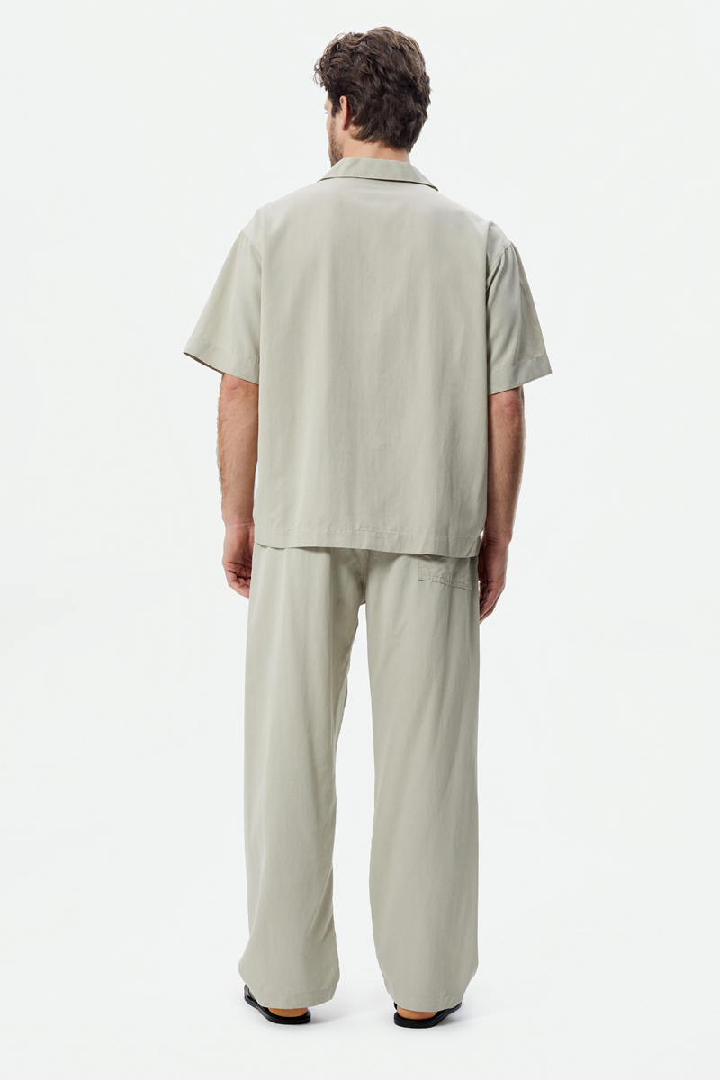 Бежевый костюм-тройка HEATHEN