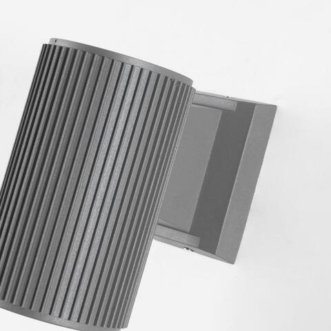 Уличный настенный светильник Favourite Pola 2859-1W