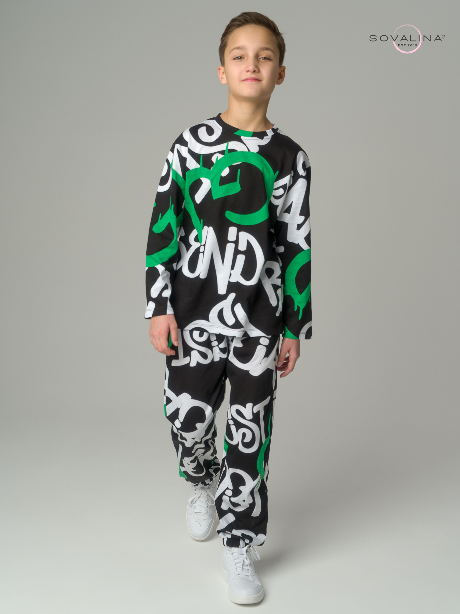 Костюм Heavy men граффити бенеттон