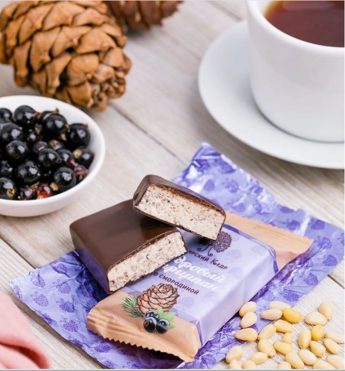 Конфеты Марципан кедровый с черной смородиной батончик Сибирский Кедр 40 г