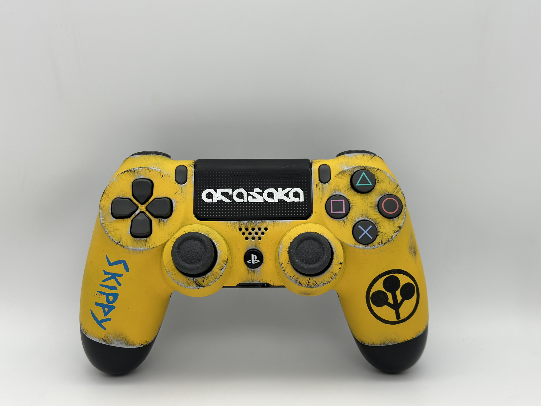 Dualshock 4 Cyberpunk 2077 Custom Edition 8 Arasaka 6 990