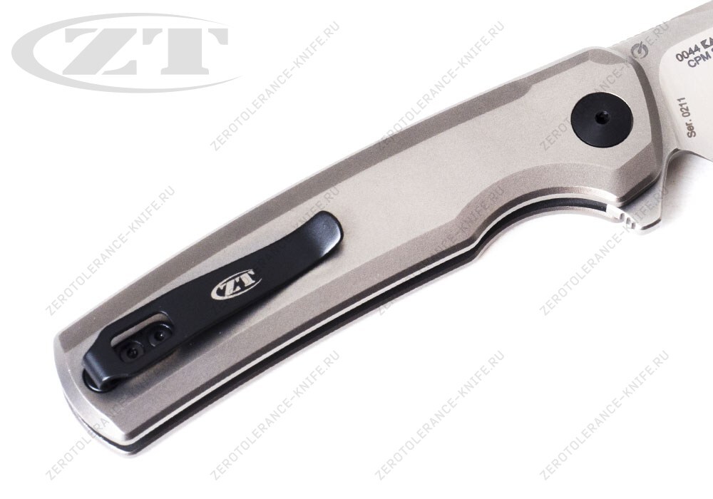 Нож Zero Tolerance 0044 Button Lock Flipper - фотография 
