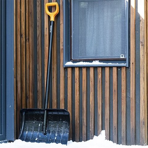 Скрепер для уборки снега Plantic Snow