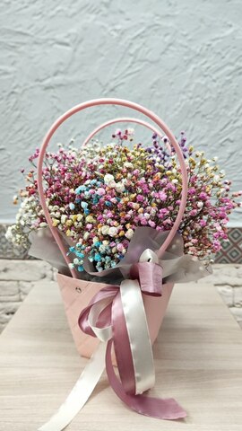 Сумочка с разноцветной гипсофилой