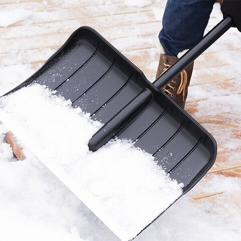 Скрепер для уборки снега Plantic Snow