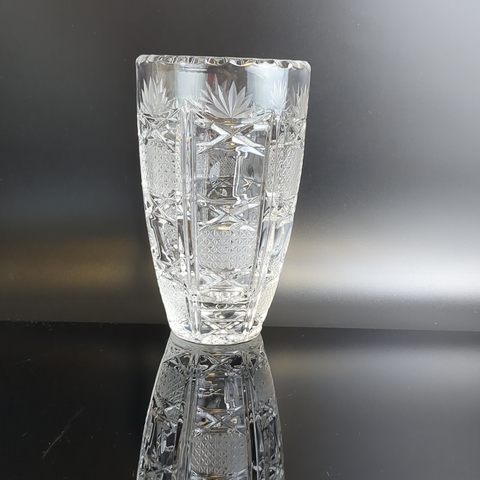 Ваза для цветов хрустальная, алмазная грань, геометрический орнамент, матовый хрусталь, 15 см, винтаж СССР 1970-1990 гг