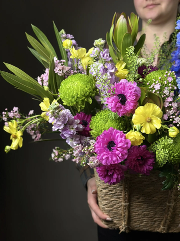 Цветы в корзине «Дофамин»
