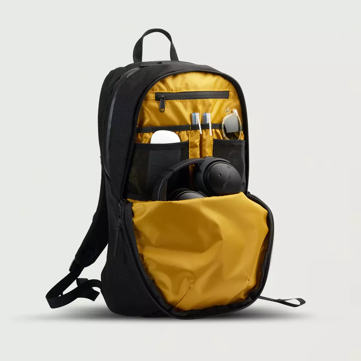 Купить рюкзак Wexley Sheldrake Daypack онлайн с бесплатной доставкой