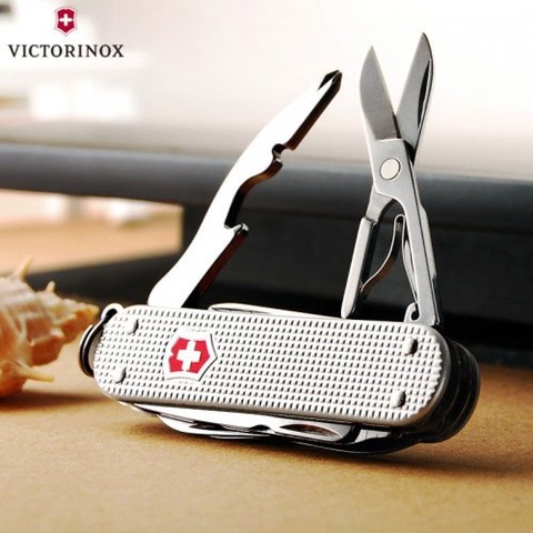 Нож-брелок Victorinox MiniChamp Alox Silver, 58 mm (0.6381.26)