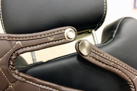 Накидка на спинку сиденья / органайзер (из экокожи) ЛЮКС