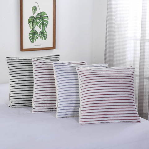 Наволочка 45х45 Sofi De MarkO Шерри фиолетовая