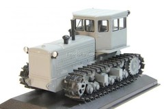 Tractor T-140 1:43 Hachette #40