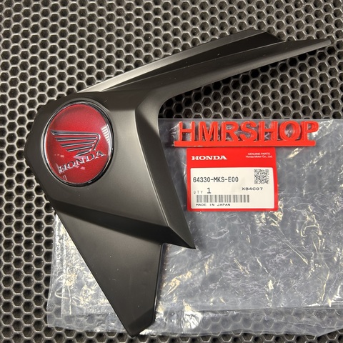 Honda Накладка с логотипом правая CRF 1100 2020-2024 64330-MKS-E00