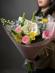 Сборный букет «Лунный секрет»