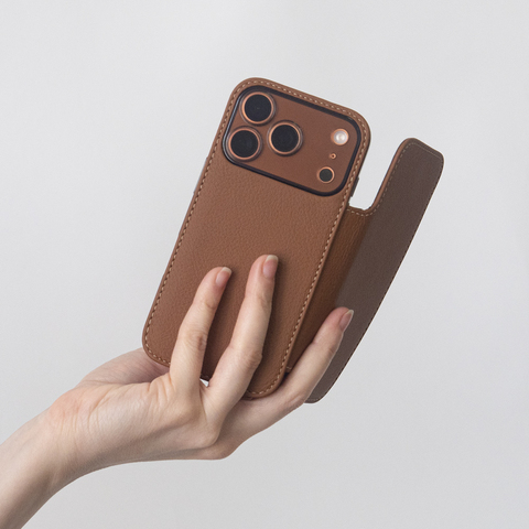 Чехол-книжка кожаная для iPhone 17 Pro, теленок цвета карамель