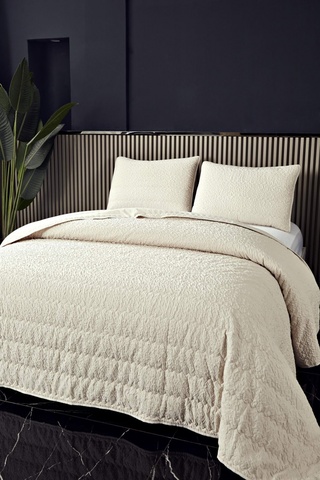 Покрывало 160х220 и наволочка 50х70 Sofi De MarkO Надин молоко