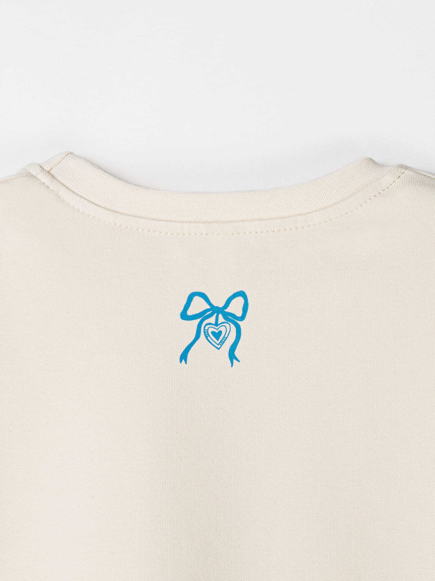 свитшот с рюшей "куколка"  по низкой цене