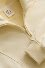 Олимпийка с рельефными швами Ваниль