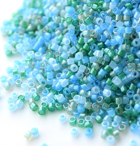 DB-2067 Бисер цилиндрический Миюки делика 11/0 /Miyuki delica 11/0 Luminous Mix 7