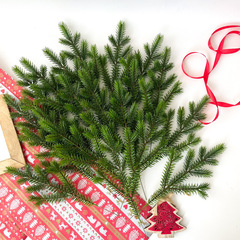 Еловые ветки искусственные, еловые лапки, 9 лапок на ветке, Зеленая, декор зимний, новогодний, 35 см, набор 20 веток