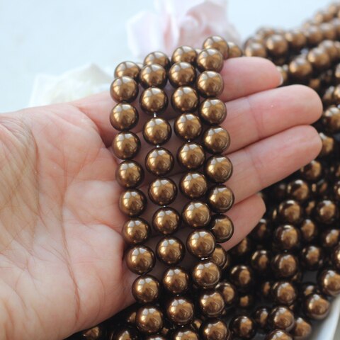 Майорка шоколадная 10 мм, 1 нить, МА089