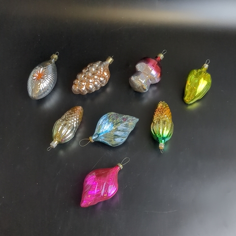 Ёлочные игрушки набор из 8 разных штук, шишки, листик, гриб и др, стекло, подвесные, ручная роспись, винтаж СССР 1970-1990 гг