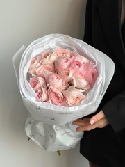 Букет из ранункулюсов в розовом оттенке 15 шт