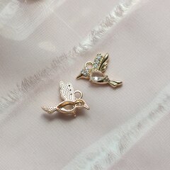 Подвеска Птичка с фианитами, 18*12 мм, позолота, П851