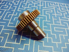 Вал насоса QUATTRO ELEMENTI VERONA/NAPOLI в сборе с шестерней и подшипником (242-311-P091)