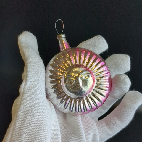 Ёлочная игрушка Солнышко с лицом, медальон двухсторонний, стекло, подвесная, винтаж СССР 1960-1990 гг