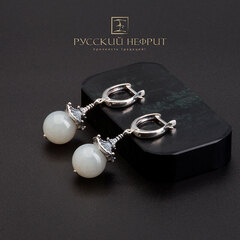 Серьги "Доугун". Белый нефрит. Модэ