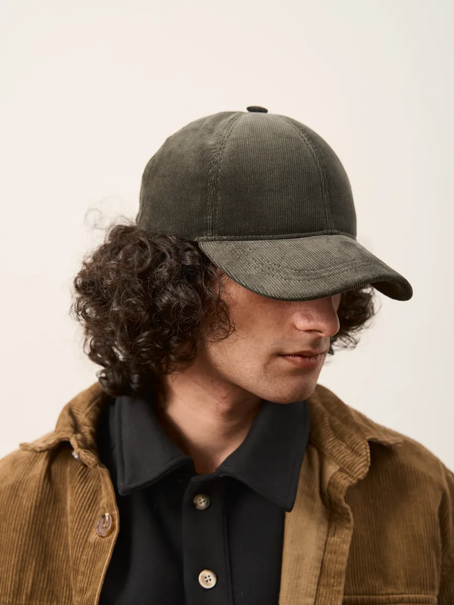 Кепка летняя вельветовая