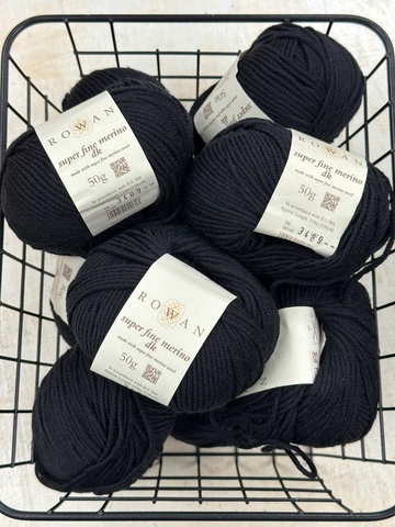 GARAGE SALE — #110 Superfine Merino 10x50г