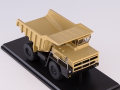 BELAZ-7522 early dumper yellow 1:43 Start Scale Models (SSM)