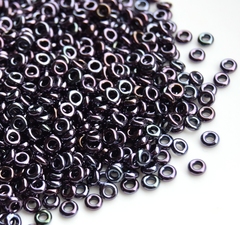 Toho Demi Round 8/0 цвет 0090 Dark Purple Iris Metallic