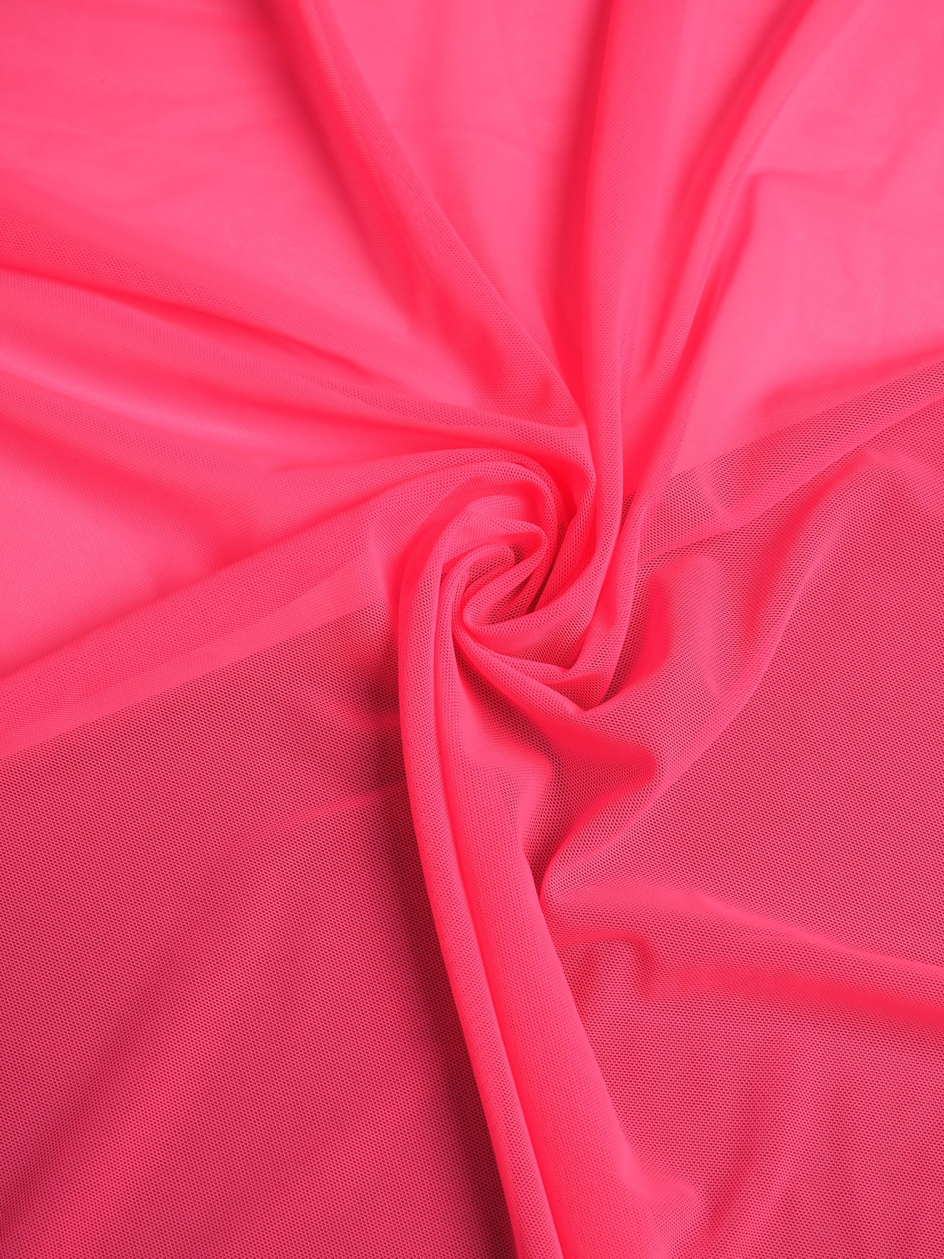 Сетка эластичная розово-красная неоновая метражом