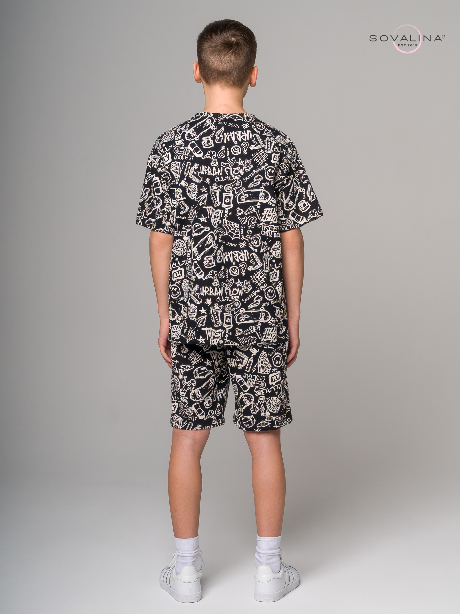 Костюм Light men скейты на черном