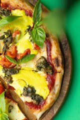 ПИЦЦА С БАКЛАЖАНОМ И ТОФУ 30 СМ. Доступно с 11:00