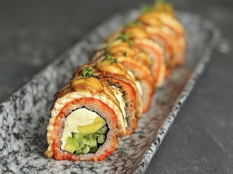 Карамельная калифорния с угрем