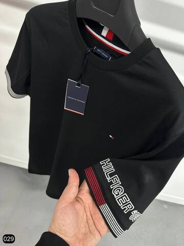 Футболка TOMMY HILFIGER 767576bl