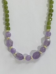 Нефрит (бусы из натуральных камней)