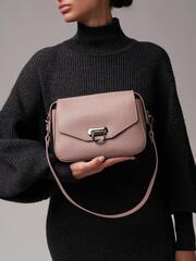 Сумка кожаная через плечо фруктовый мусс