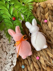 Зайчик, заяц, кролик с бантиком, фигурка бархатистая, Пасхальный декор, размер 4*4,5*10,5 см, набор 2 шт.