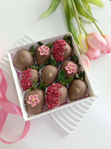 Клубника в шоколаде 